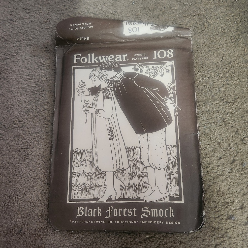 Set of 3 Folkwear patterns. - Picture 6 of 7